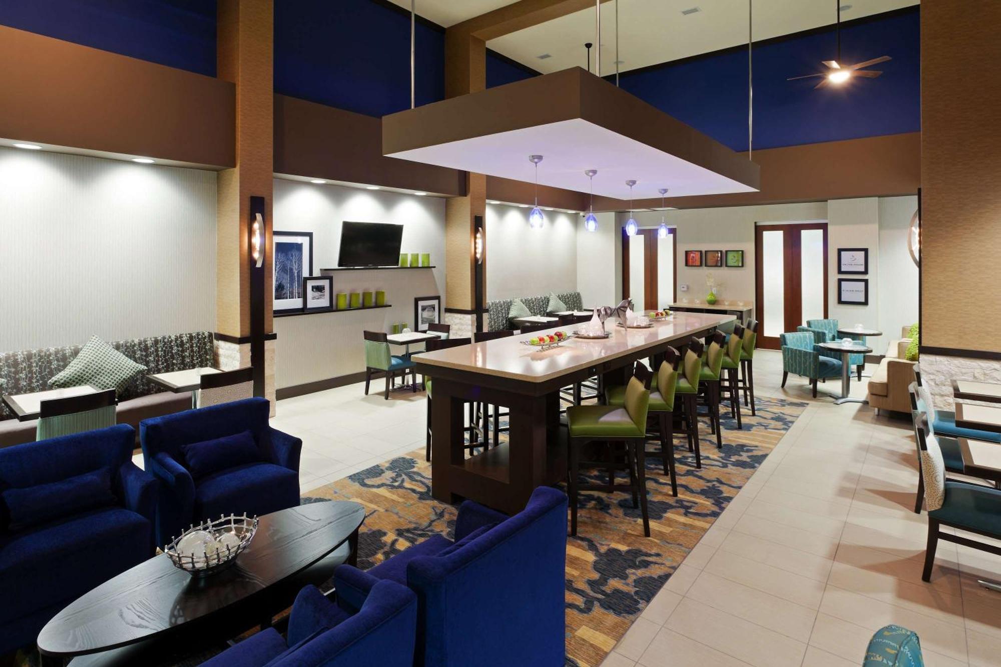 Hampton Inn & Suites Denver Airport / Gateway Park Aurora Exterior foto